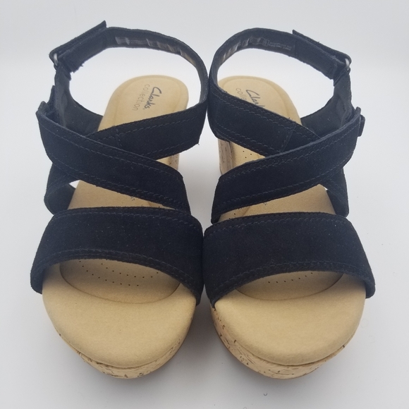 NWOT 9.5W Wide Clarks Rose Way Crisscross Platform Wedge Sandals, Black Suede - Picture 3 of 16